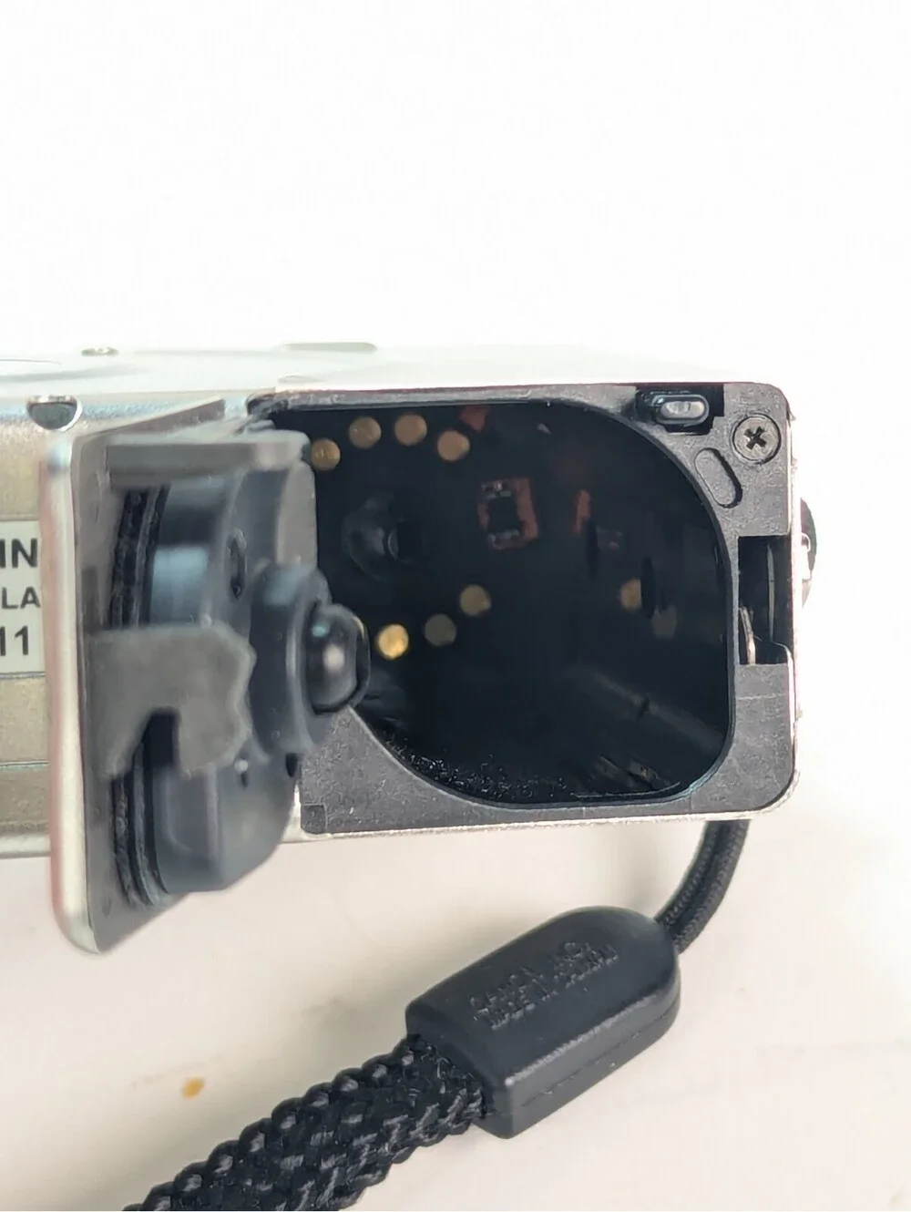Canon Elph 2 Digital Film Camera Case & Battery Works Not Film Tested